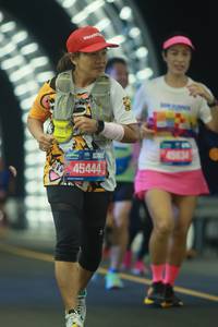 BIB: 45444, 45634
                            <button type="button" onclick="openModal(21182345)" class="btn btn-primary btn-sm float-right btn-popup" data-toggle="modal" data-target=".modal-high-quality">
                        <i class="fas fa-shopping-cart"></i> Add to Cart
                    </button>
                                            <button type="button" onclick="isThisMe(21182345, true)" class="btn btn-success btn-sm float-right btn-popup btn-isme hidden" data-toggle="tooltip" data-placement="bottom" title="นี่คือรูปของคุณใช่ไหม คลิกที่นี่เพื่อเอาเข้าอัลบั้ม">
                        <i class="fas fa-plus"></i> Add to album
                    </button>
                    <button type="button" onclick="isThisMe(21182345, false)" class="btn btn-warning btn-sm float-right btn-popup btn-isnotme hidden">
                        <i class="fas fa-ban"></i> Remove from album
                    </button>